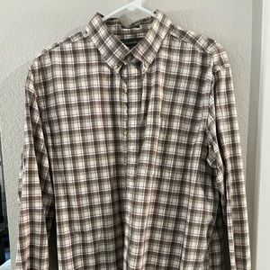 Eddie Baurer long sleeve casual dress shirt.